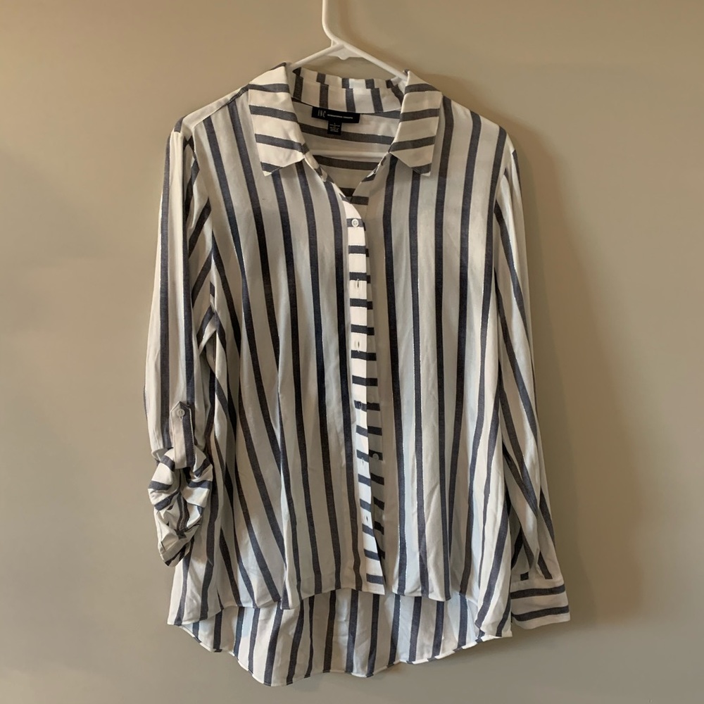 NEW! Inc button up